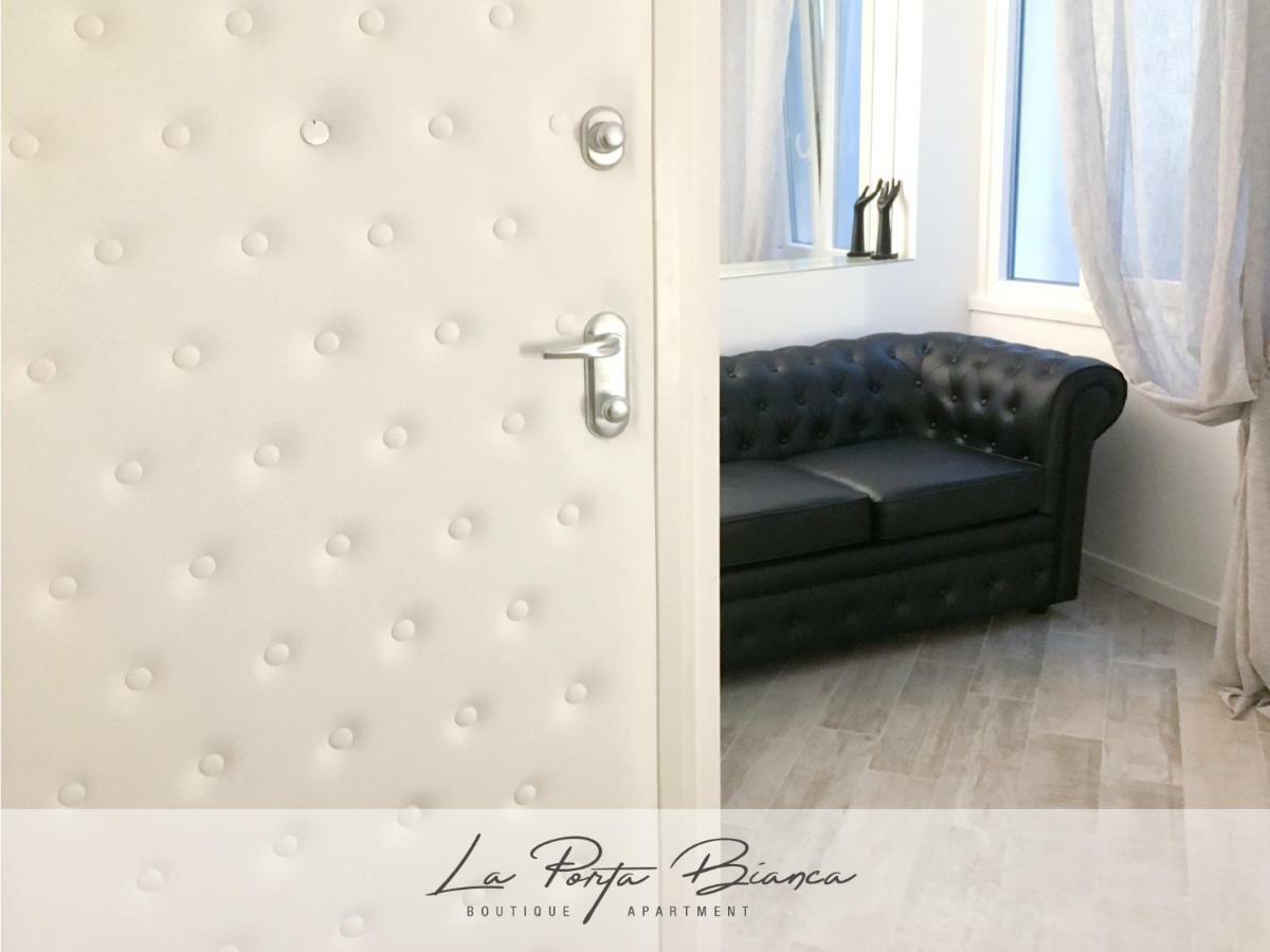 La Porta Bianca Apartment ตรีเอสเต ภายนอก รูปภาพ